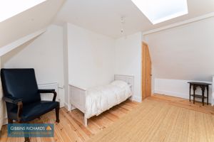 Bedroom- click for photo gallery